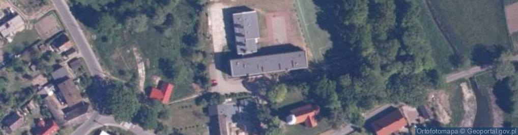 Zdjęcie satelitarne SP im. Larysy Ewy Krause w Dąbrowie