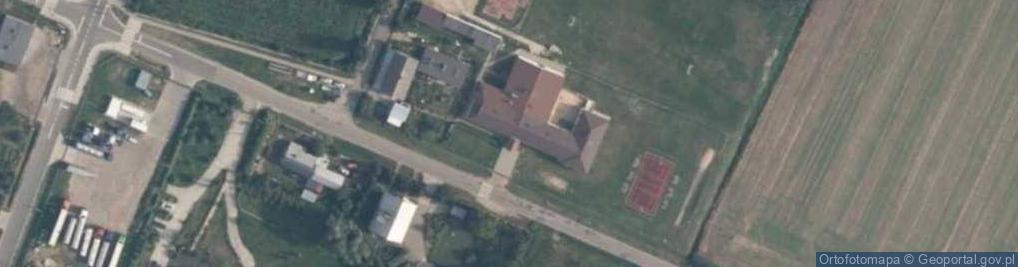 Zdjęcie satelitarne SP im. Marii Kownackiej w Trębkach