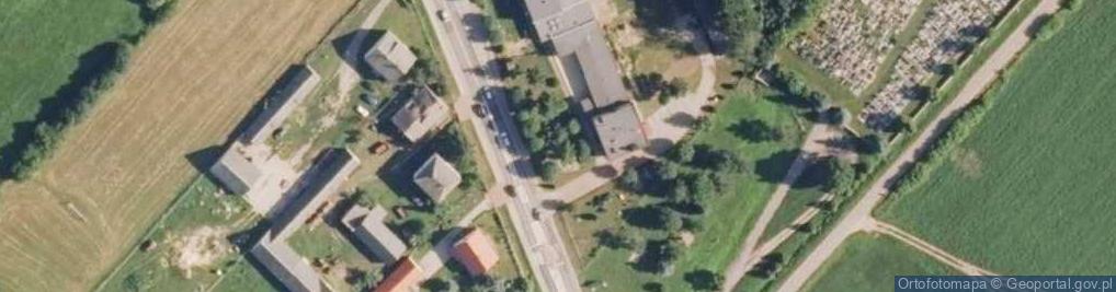 Zdjęcie satelitarne SP im. Papieża Jana Pawła II w Borkowie
