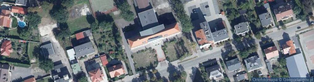 Zdjęcie satelitarne Społeczna Szkoła Podstawowa Imienia Bolesława Chrobrego W Szprotawie