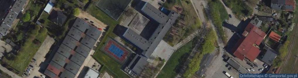 Zdjęcie satelitarne Sportowa Szkoła Podstawowa Nr 2 Z Oddziałami Integracyjnymi Im.bohaterów Westerplatte W Tczewie