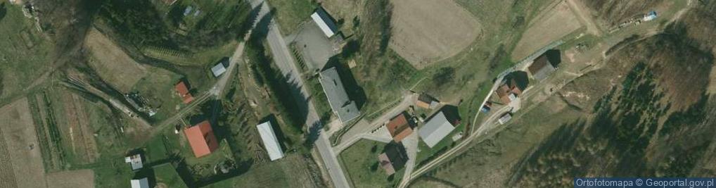 Zdjęcie satelitarne Szkoła Filialna Im.księdza Jerzego Popiełuszki W Niewodnej