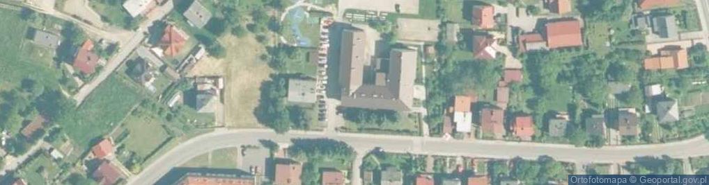 Zdjęcie satelitarne Szkoła Podstawowa Im.adama Mickiewicza W Tomicach
