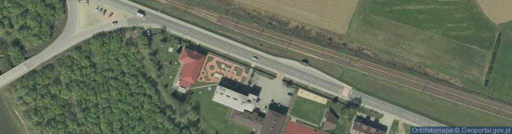 Zdjęcie satelitarne Szkoła Podstawowa im. Batalionów Chłopskich w Wilczyskach
