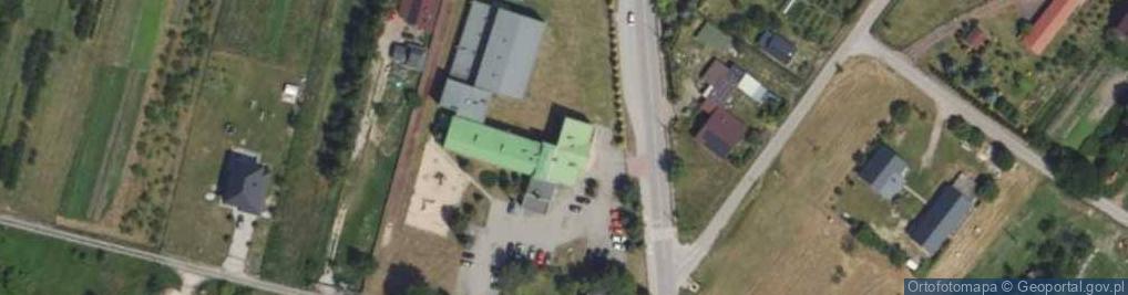 Zdjęcie satelitarne Szkoła Podstawowa Im. Feliksa Kapackiego W Cendrowicach