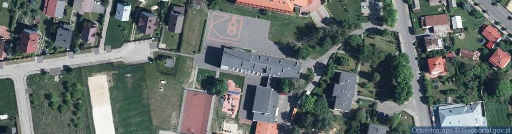 Zdjęcie satelitarne Szkoła Podstawowa Im. Gen. Fr. Kleeberga