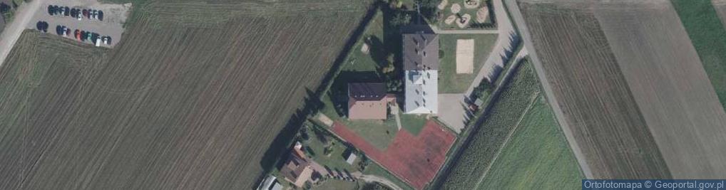 Zdjęcie satelitarne Szkoła Podstawowa Im Jana III Sobieskiego W Czerśli