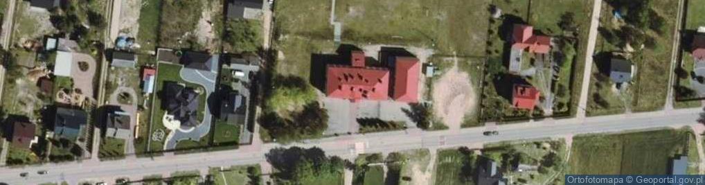 Zdjęcie satelitarne Szkoła Podstawowa im. Jana Pawła 2 w Leszczydole-Nowinach