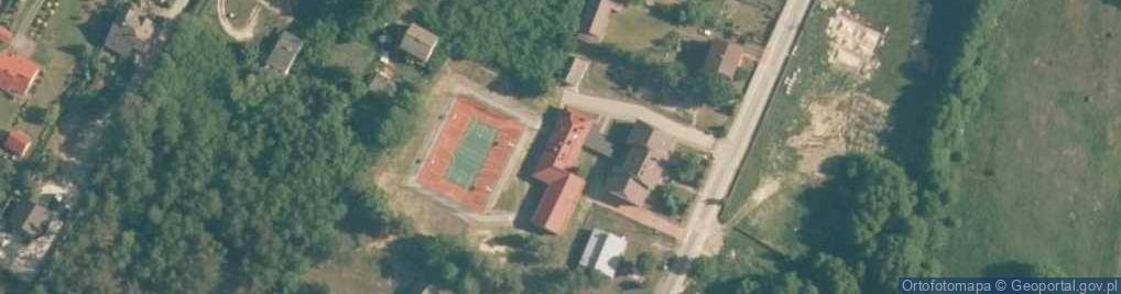 Zdjęcie satelitarne Szkoła Podstawowa Im. Jana Pawła II W Czostkowie