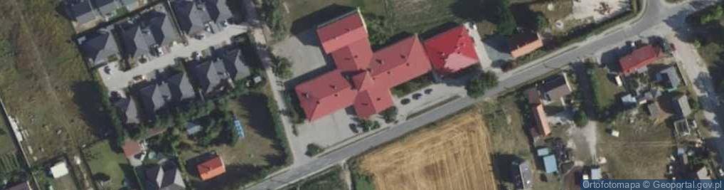 Zdjęcie satelitarne Szkoła Podstawowa Im. Jana Pawła II W Dąbrowie