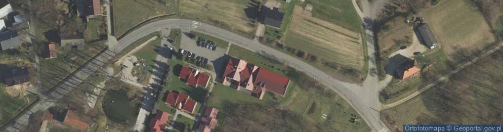 Zdjęcie satelitarne Szkoła Podstawowa Im. Jana Pawła II W Łąkcie Górnej