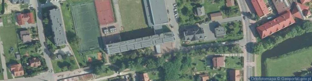 Zdjęcie satelitarne Szkoła Podstawowa Im. Króla Kazimierza Wielkiego W Niepołomicach