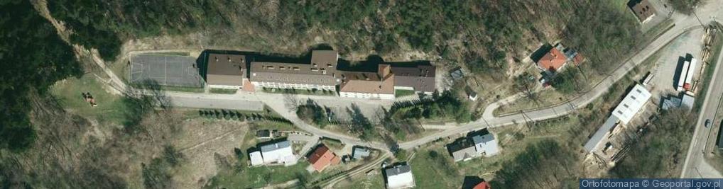 Zdjęcie satelitarne Szkoła Podstawowa Im.ks.jana Rąba W Iwoniczu-Zdroju