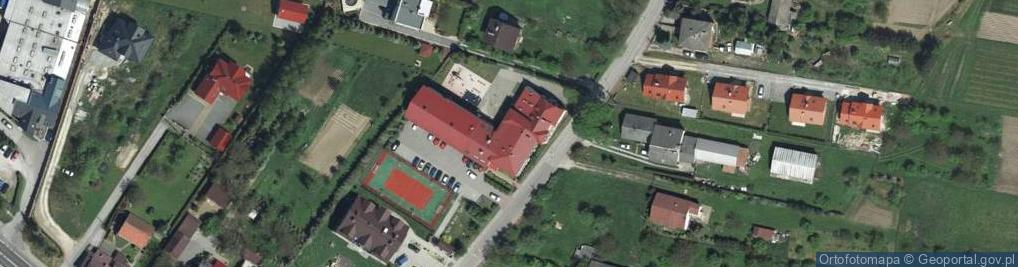 Zdjęcie satelitarne Szkoła Podstawowa Im. Ks. Stanisława Konarskiego W Wielkiej Wsi