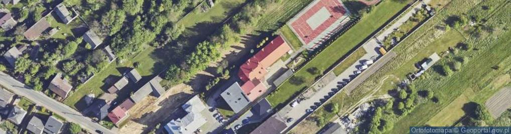 Zdjęcie satelitarne Szkoła Podstawowa Im.plk.fr.nullo W Krzykawie