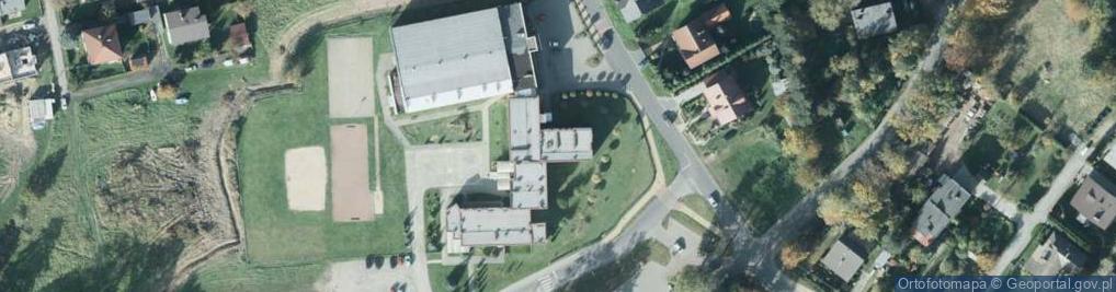 Zdjęcie satelitarne Szkoła Podstawowa Im.powstańców Śląskich W Strumieniu