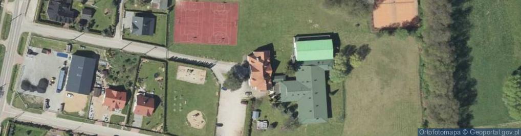 Zdjęcie satelitarne Szkoła Podstawowa Im. Ppor.dh.jadwigi Dziekońskiej Ps.'Jadzia' W Konarzycach