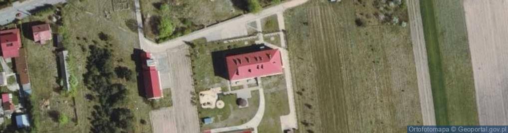 Zdjęcie satelitarne Szkoła Podstawowa im. św. Stanisława Kostki w Kuninie