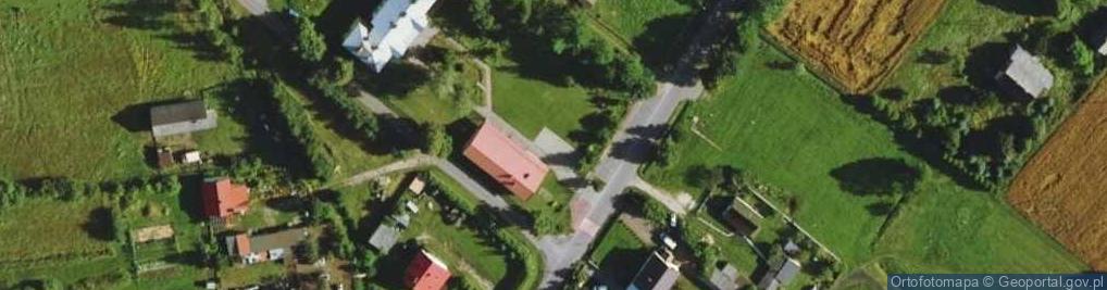 Zdjęcie satelitarne Szkoła Podstawowa Im. Świętego Jana Pawła II We Franciszkowie
