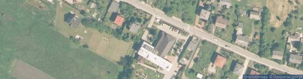 Zdjęcie satelitarne Szkoła Podstawowa Im. Tadeusza Kościuszki W Chechle