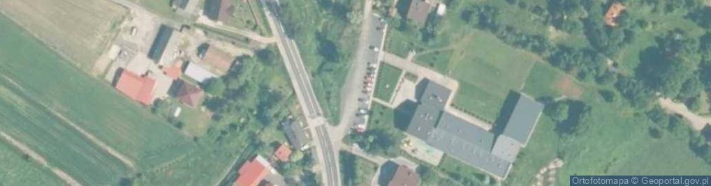 Zdjęcie satelitarne Szkoła Podstawowa Im. Władysława Broniewskiego W Graboszycach