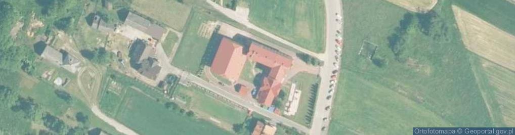 Zdjęcie satelitarne Szkoła Podstawowa Im. Władysława Broniewskiego W Przybradzu