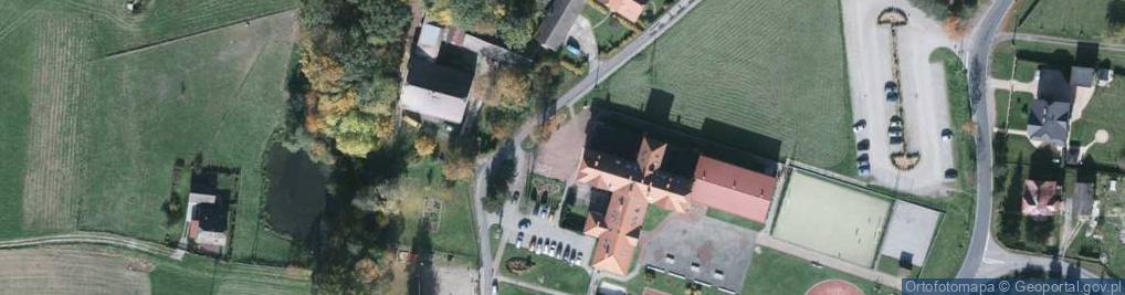 Zdjęcie satelitarne Szkoła Podstawowa Im. Zofii Kossak W Pierśćcu