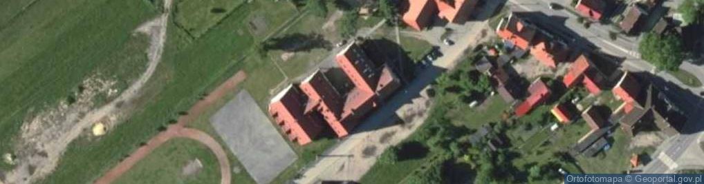 Zdjęcie satelitarne Szkoła Podstawowa Imienia Ignacego Krasickiego W Świętajnie Ul. Młodzieżowa 2