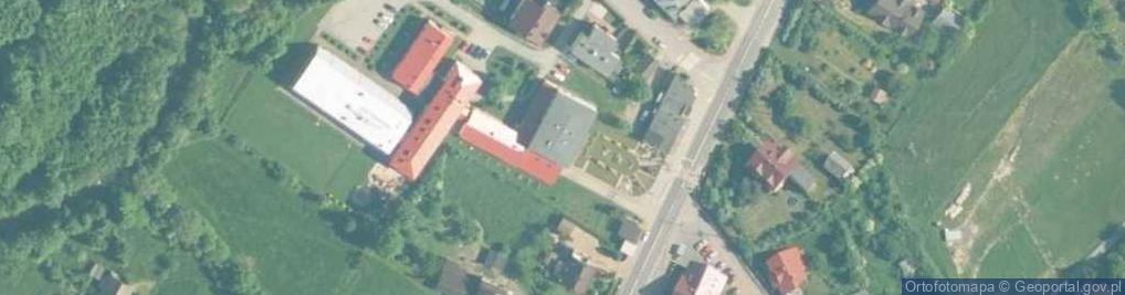 Zdjęcie satelitarne Szkoła Podstawowa Imienia Jana Pawła II W Targanicach