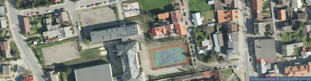 Zdjęcie satelitarne Szkoła Podstawowa Nr 1 Im. Ks. Jana Twardowskiego W Lubartowie