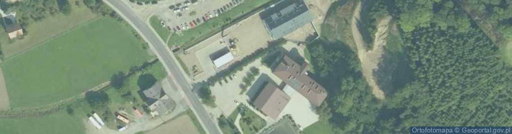 Zdjęcie satelitarne Szkoła Podstawowa Nr 1, Im. Władysława Broniewskiego W Kasince Małej