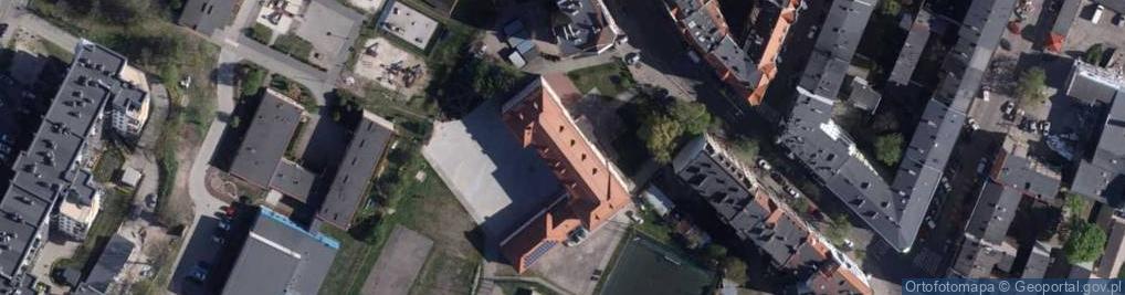 Zdjęcie satelitarne Szkoła Podstawowa Nr 10 Im. Jana Kochanowskiego Z Oddziałami Sportowymi W Bydgoszczy