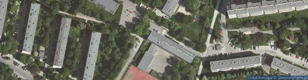 Zdjęcie satelitarne Szkoła Podstawowa Nr 100 Im. Adama Mickiewicza W Krakowie