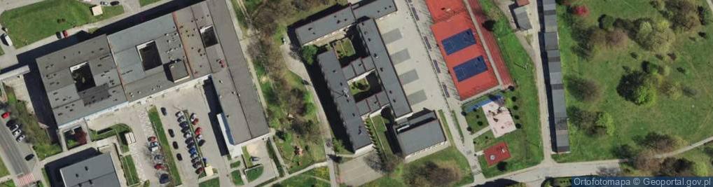 Zdjęcie satelitarne Szkoła Podstawowa Nr 11 Im. Władysława Broniewskiego W Będzinie