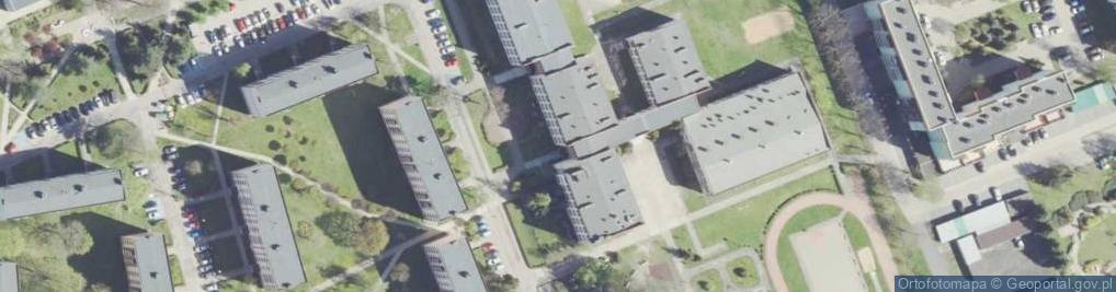 Zdjęcie satelitarne Szkoła Podstawowa Nr 12 Im. Generała Stefana Roweckiego - 'Grota'