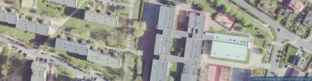 Zdjęcie satelitarne Szkoła Podstawowa Nr 12 Z Oddziałami Integracyjnymi Im. Kawalerów Orderu Uśmiechu W Głogowie