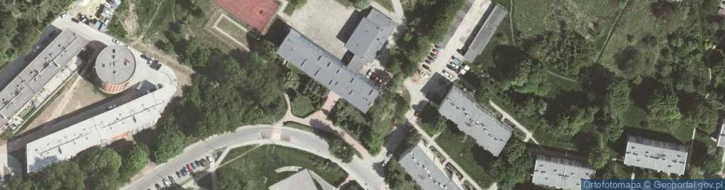 Zdjęcie satelitarne Szkoła Podstawowa Nr 129 Im. Kornela Makuszyńskiego W Krakowie