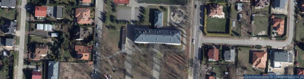 Zdjęcie satelitarne Szkoła Podstawowa Nr 138 Im. Leopolda Staffa