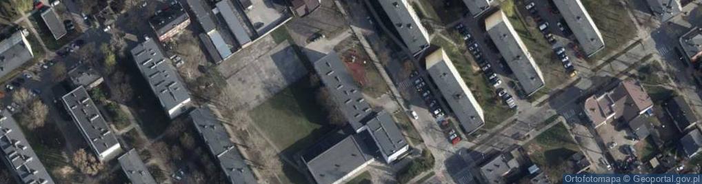 Zdjęcie satelitarne Szkoła Podstawowa Nr 2 Im. Jana Pawła II W Pabianicach
