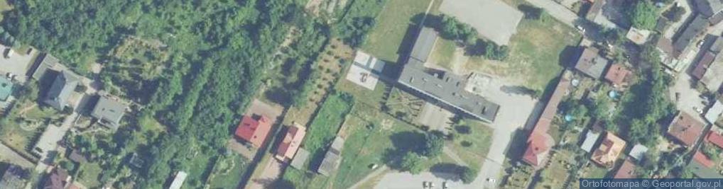 Zdjęcie satelitarne Szkoła Podstawowa Nr 2 Im. Komisji Edukacji Narodowej W Jędrzejowie
