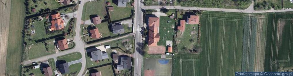 Zdjęcie satelitarne Szkoła Podstawowa Nr 2 Im. Kornela Makuszyńskiego