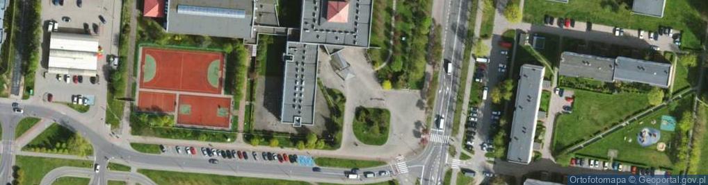 Zdjęcie satelitarne Szkoła Podstawowa Nr 2 Im. Krzysztofa Kamila Baczyńskiego W Piotrkowie Trybunalskim