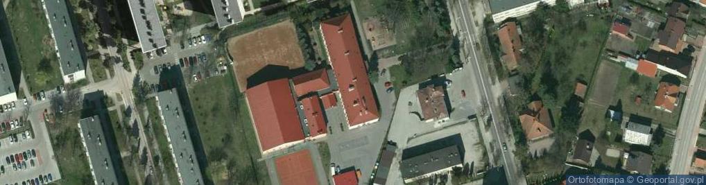 Zdjęcie satelitarne Szkoła Podstawowa Nr 2 Im. Władysława Broniewskiego W Leżajsku