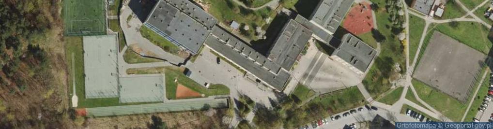 Zdjęcie satelitarne Szkoła Podstawowa Nr 2 Z Oddziałami Sportowymi Im. Armii Krajowej W Gdańsku