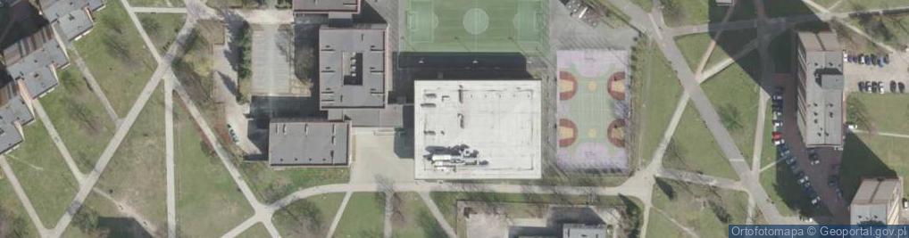 Zdjęcie satelitarne Szkoła Podstawowa Nr 29 Z Oddziałami Sportowymi Im. Alfreda Szklarskiego W Dąbrowie Górniczej