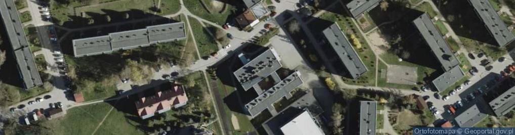 Zdjęcie satelitarne Szkoła Podstawowa Nr 3 Im. Jana Pawła II W Ostródzie
