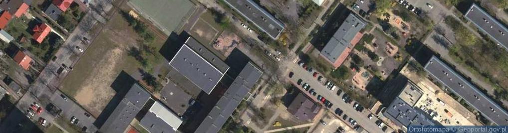 Zdjęcie satelitarne Szkoła Podstawowa Nr 3 Im. Janusza Kusocińskiego W Legionowie