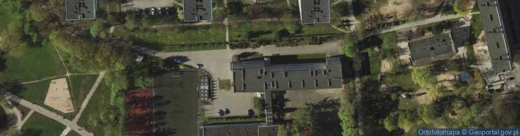Zdjęcie satelitarne Szkoła Podstawowa Nr 3 Im. Kawalerów Orderu Uśmiechu W Olsztynie