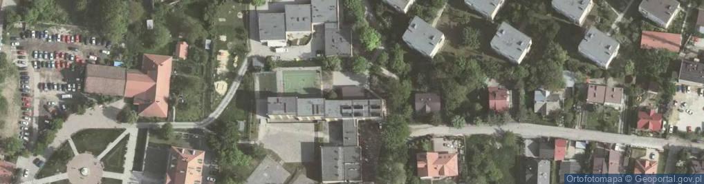 Zdjęcie satelitarne Szkoła Podstawowa Nr 3 Im. Mikołaj Kopernika W Wieliczce