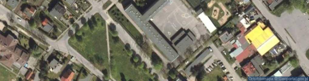 Zdjęcie satelitarne Szkoła Podstawowa Nr 3 Im. Senatu Rzeczypospolitej Polskiej W Braniewie